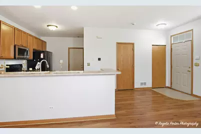 1993 Yasgur Drive, Woodstock, IL 60098 - Photo 6