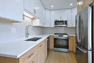 945 E Kenilworth Ave, Palatine, IL 60074 - Photo 16