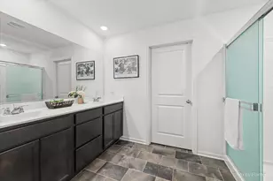 1522 Hollow Tree Ln, Pingree Grove, IL 60140 - Photo 6