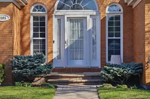 1101 Northridge Dr, Dixon, IL 61021 - Photo 2