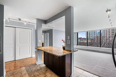 5455 N Sheridan Road #711, Chicago, IL 60640 - Photo 8