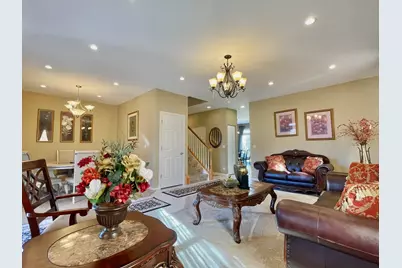 1055 Christine Lane, Antioch, IL 60002 - Photo 8