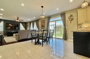 1055 Christine Ln, Antioch, IL 60002 - Photo 14