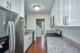 1066 Florimond Dr, Elgin, IL 60123 - Photo 10