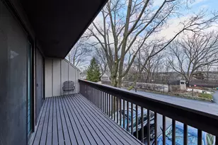 1066 Florimond Dr, Elgin, IL 60123 - Photo 16