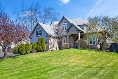 155 Lilac Lane, Wheeling, IL 60090 - Photo 1