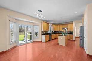 155 Lilac Ln, Wheeling, IL 60090 - Photo 18