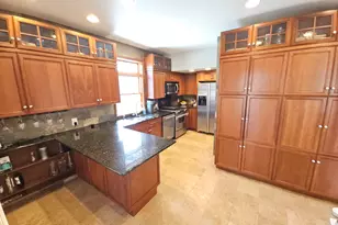 313 S 1st St, West Dundee, IL 60118 - Photo 40