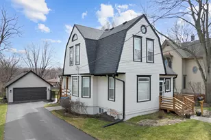 313 S 1st St, West Dundee, IL 60118 - Photo 1