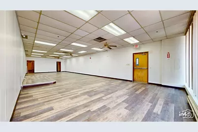 20 E Cass Street, Joliet, IL 60432 - Photo 2