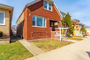 5012 S Tripp Ave, Chicago, IL 60632 - Photo 1