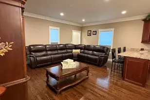 [Address not provided], Chicago, IL 60617 - Photo 10