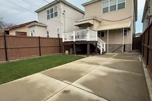 [Address not provided], Chicago, IL 60617 - Photo 32