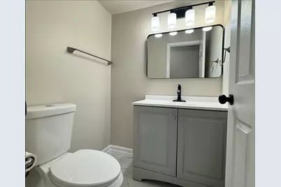 940 Tanglewood Drive, Wheeling, IL 60090 - Photo 20