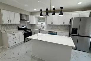 940 Tanglewood Dr, Wheeling, IL 60090 - Photo 18