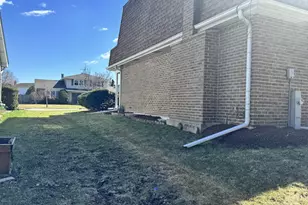 940 Tanglewood Dr, Wheeling, IL 60090 - Photo 52