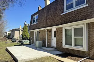 940 Tanglewood Dr, Wheeling, IL 60090 - Photo 50