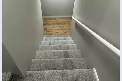 940 Tanglewood Drive, Wheeling, IL 60090 - Photo 22