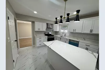 940 Tanglewood Drive, Wheeling, IL 60090 - Photo 14