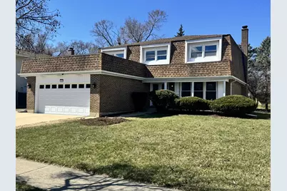 940 Tanglewood Drive, Wheeling, IL 60090 - Photo 2