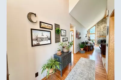 1325 Foxpointe Drive, Sycamore, IL 60178 - Photo 6