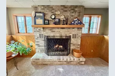 1325 Foxpointe Drive, Sycamore, IL 60178 - Photo 32