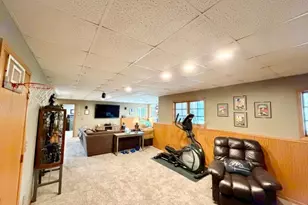 1325 Foxpointe Dr, Sycamore, IL 60178 - Photo 34