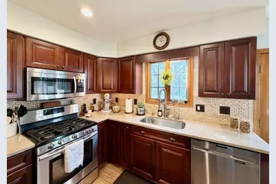 1325 Foxpointe Drive, Sycamore, IL 60178 - Photo 16