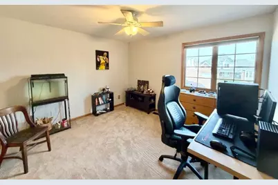 1325 Foxpointe Drive, Sycamore, IL 60178 - Photo 40