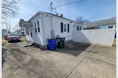 1430 E Vanderhoof Street, Decatur, IL 62521 - Photo 12