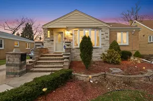 2352 S 2nd Ave, North Riverside, IL 60546 - Photo 1
