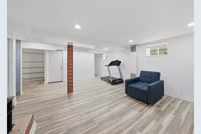 2352 S 2nd Avenue, North Riverside, IL 60546 - Photo 10