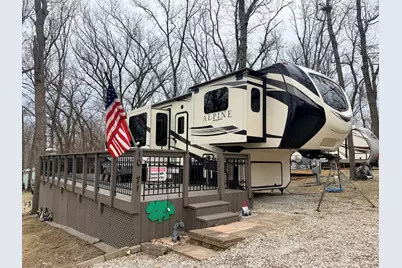 10-71/72 Woodhaven Lakes, Sublette, IL 61367 - Photo 4