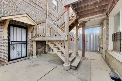 4250 W Haddon Avenue, Chicago, IL 60651 - Photo 32
