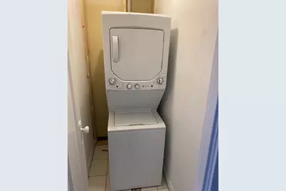 4250 W Haddon Avenue, Chicago, IL 60651 - Photo 14