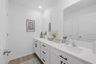 117 Fieldcrest Ave, Hampshire, IL 60140 - Photo 32