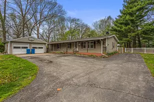 420 N Fisler Rd, Monticello, IL 61856 - Photo 2
