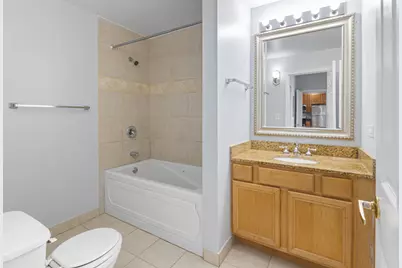 2451 W Howard Street #406, Chicago, IL 60645 - Photo 12