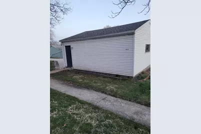 18237 Oakwood Avenue, Lansing, IL 60438 - Photo 10