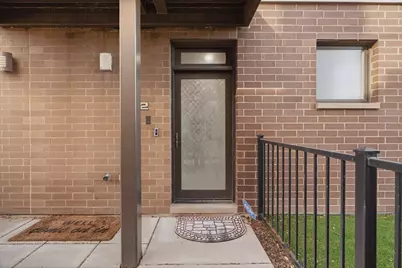 648 W 16th Street #2, Chicago, IL 60616 - Photo 24