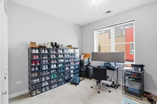 648 W 16th St, Chicago, IL 60616 - Photo 6