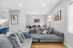 648 W 16th St, Chicago, IL 60616 - Photo 4