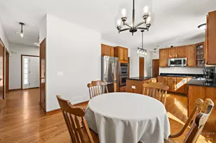 10514 Ridge Ln, Marengo, IL 60152 - Photo 8