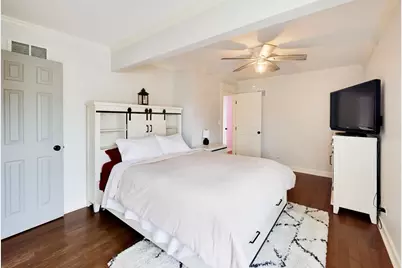 5083 Chambers Drive, Hoffman Estates, IL 60010 - Photo 14