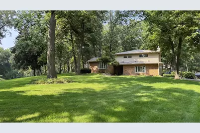 3309 Valley Drive, Geneseo, IL 52722 - Photo 2