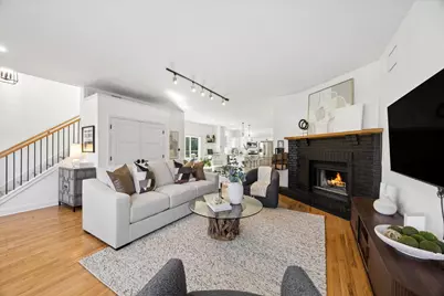 102 S Quincy Street, Hinsdale, IL 60521 - Photo 4