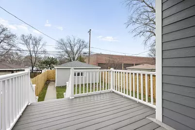 1721 W Arthur Avenue, Chicago, IL 60626 - Photo 10