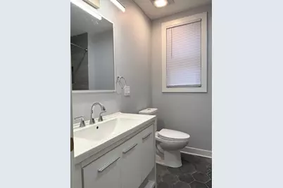 2442 N Lawndale Avenue, Chicago, IL 60647 - Photo 8