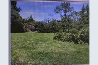 33 Circle Drive, Indian Creek, IL 60061 - Photo 2