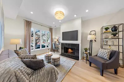 1445 W Walton Street #1, Chicago, IL 60642 - Photo 2